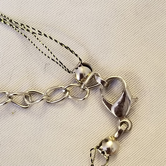 WT Handmade Set Earrings Necklace White - Picture 5 of 6